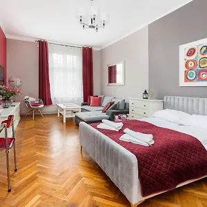 https://wolnica-view.krakowhotelspoland.com