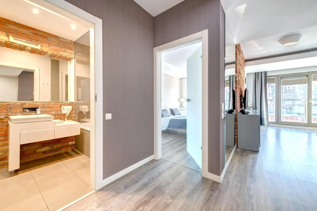 3 City Apartments - Waterlane Valhalla Gdańsk